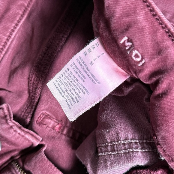 American Eagle Burgundy Super Stretch High-Rise Shorts – Size 6 - Picture 3 of 5